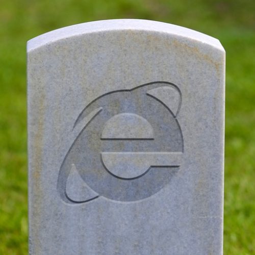 internet-explorer-officially-dies-badfive-news