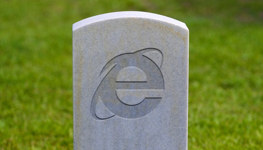 internet-explorer-officially-dies-badfive-news